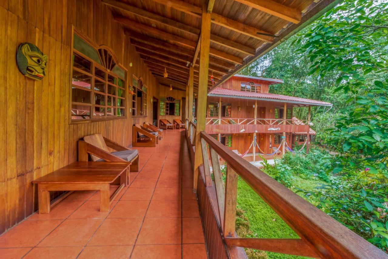 El Jardin Hotel & Restaurante Puyo Extérieur photo